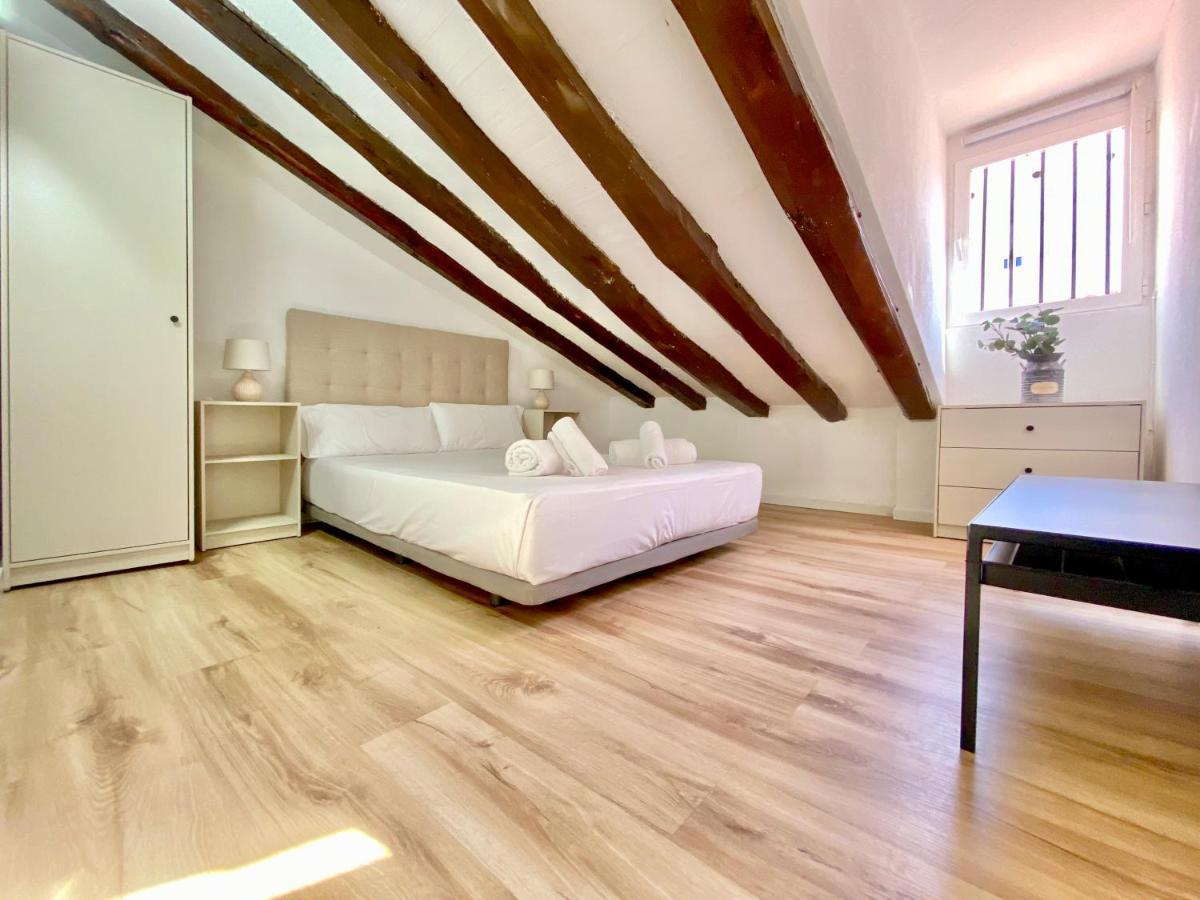 Charming Malasana Attic Madrid Bagian luar foto