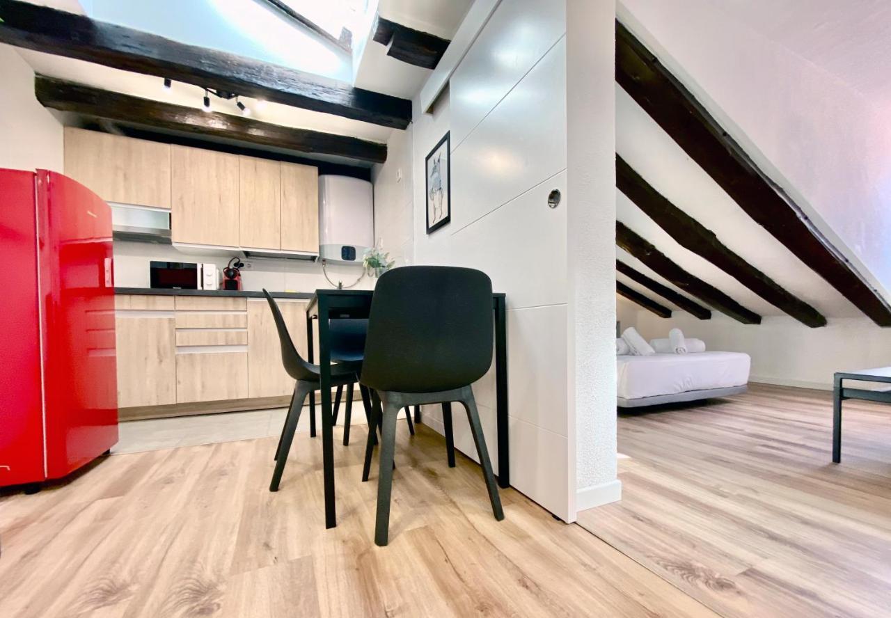 Charming Malasana Attic Madrid Bagian luar foto